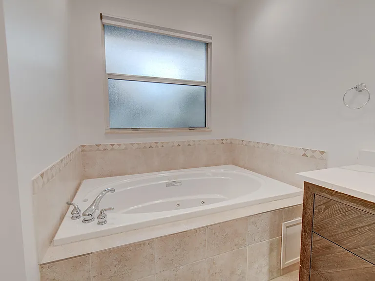 21 Oceanview Dr #C — Photo 16