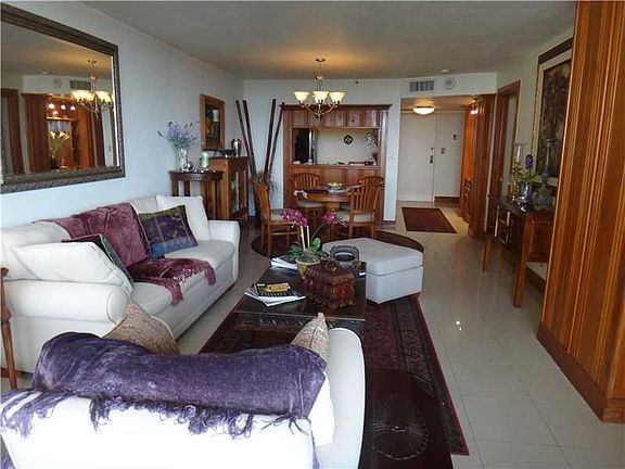 2nd image of 2555 Collins Ave APT 1104