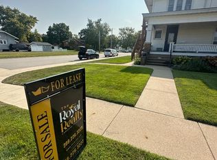 540 N Main St #B, Morton, IL 61550