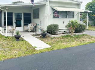 7403 46th Ave N LOT 306, Saint Petersburg, FL 33709