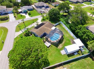 890 Beard Ave, Sebastian, FL 32958