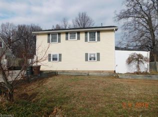 1221 Park Ave, Greensboro, NC 27405