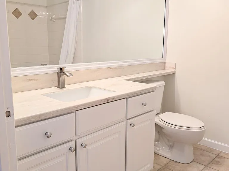 3210 Myrtlewood Cir E — Photo 10