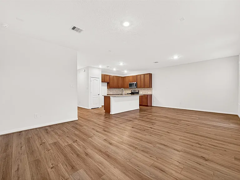 12602 Blue Jay Cove Ln — Photo 14