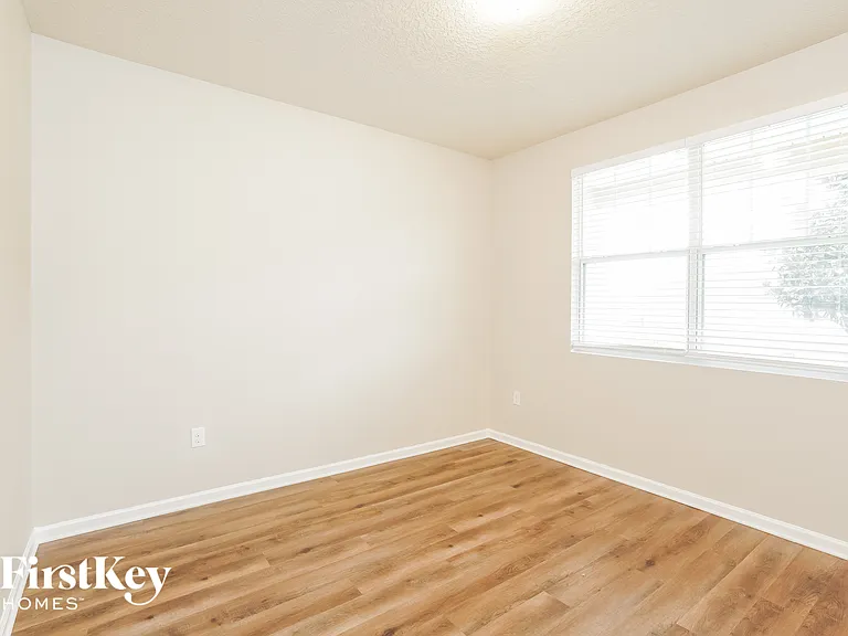 3526 Summit Oaks Dr — Photo 10