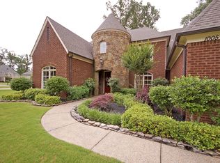 1005 Old Hearthstone Cir E, Collierville, TN 38017