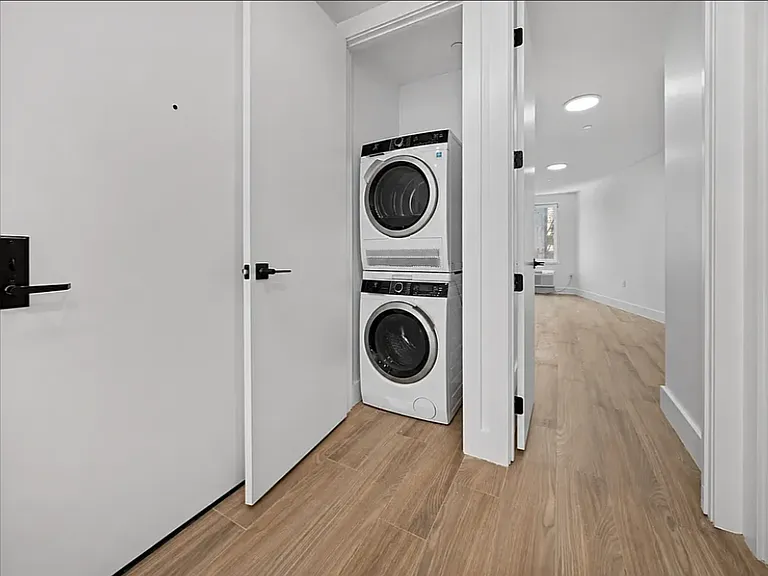 175 Rochester Ave #1B — Photo 11