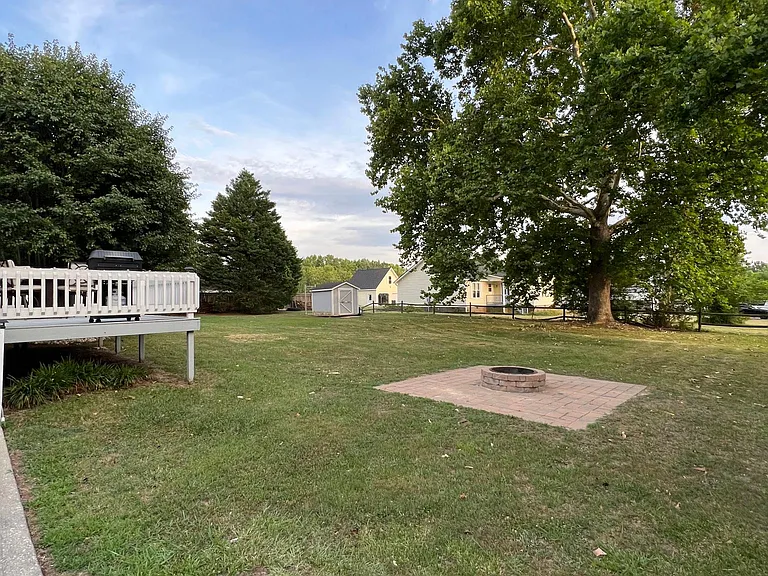 2705 Stageline Dr — Photo 12