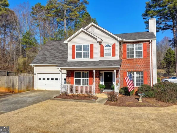 215 Foster Trace Dr, Lawrenceville, GA 30043