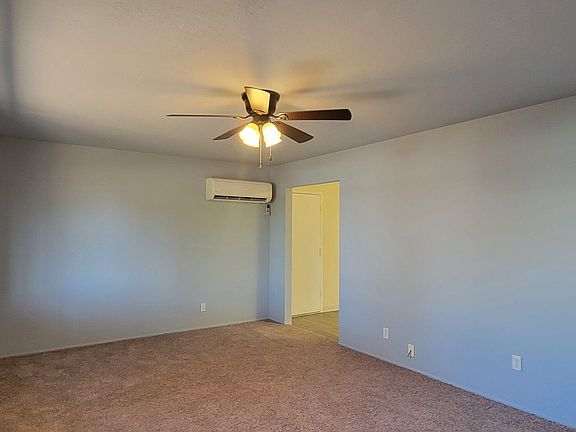 2nd image of 2891 Alfreda Way