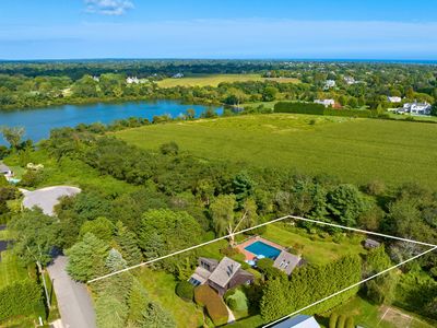 125 Kellis Pond Ln, Bridgehampton, NY, 11932