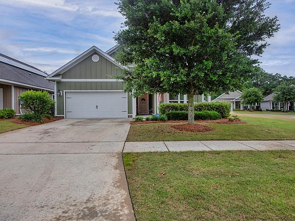 3rd image of 131 Dusky Way