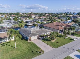 5367 Colonade Ct, Cape Coral, FL 33904