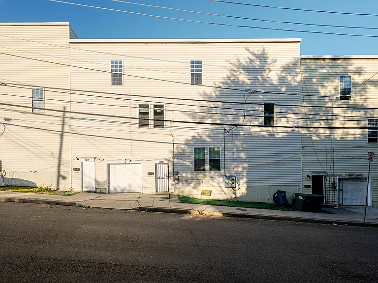 1405 Howard Rd SE #B — Photo 15