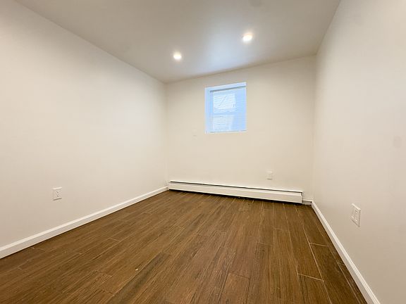 4th image of 97-10 Rockaway Beach Blvd #1B