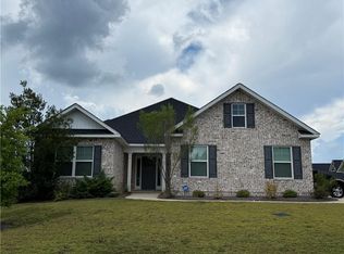 231 Creek Ridge Dr, Warner Robins, GA 31088