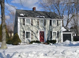 5 Garrison Rd, Wellesley, MA 02482