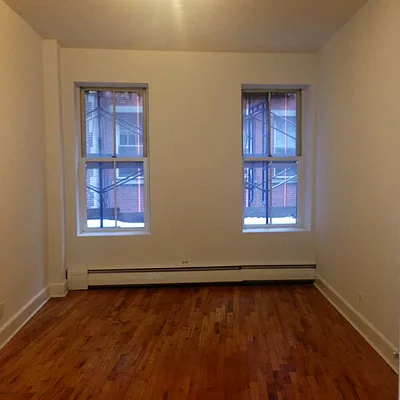 Rented by Evans Real Estate | media 37