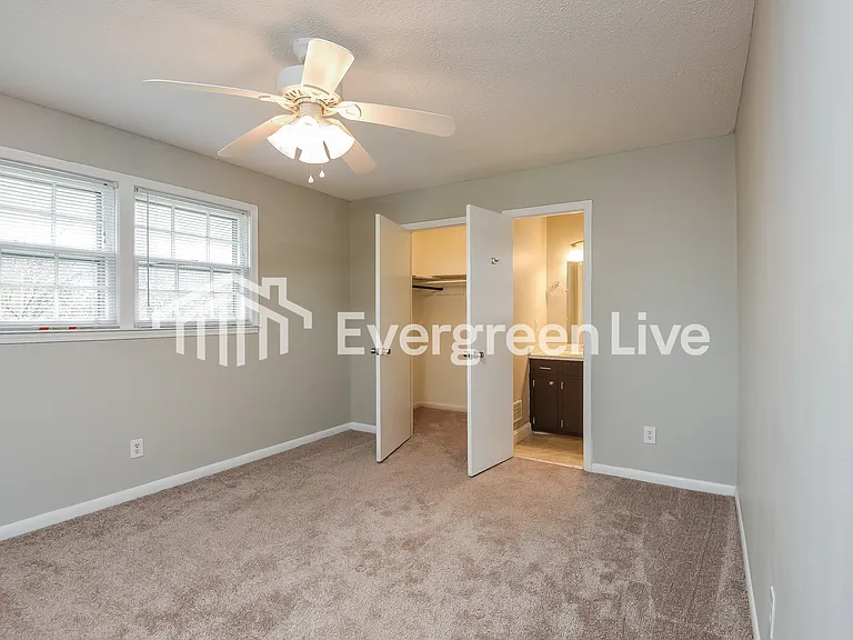 312 Arcola Dr — Photo 5
