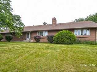 2212 Mustang Trl, Woodstock, IL 60098