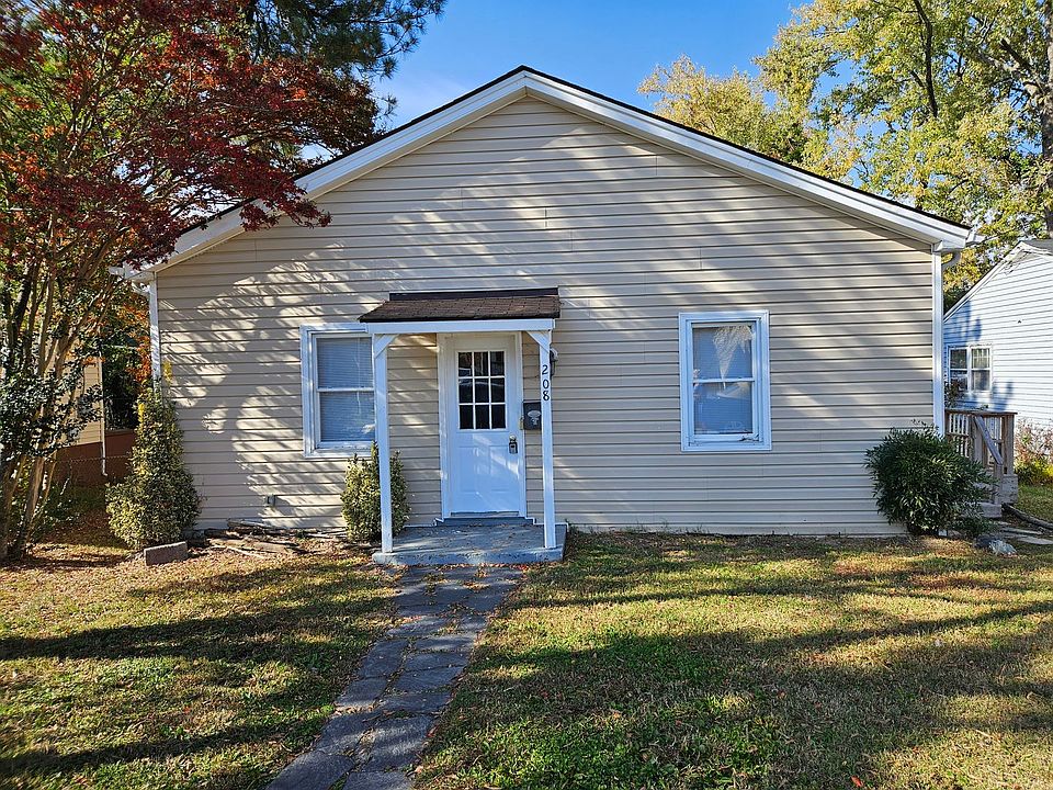 1st image of 208 N Juniper Ave