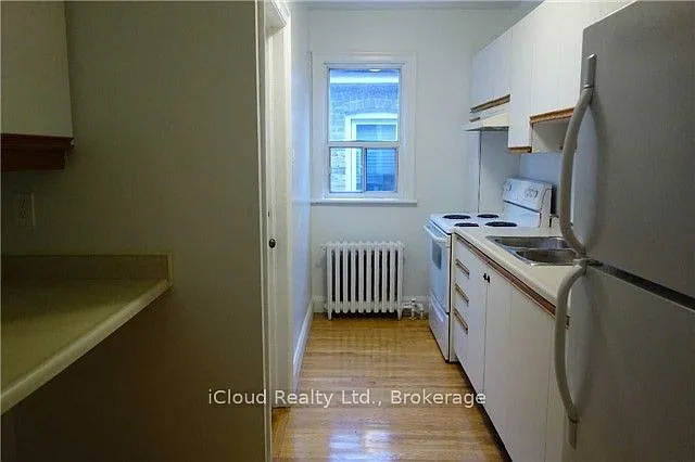 1162 Avenue Rd W #UPPER — Photo 10