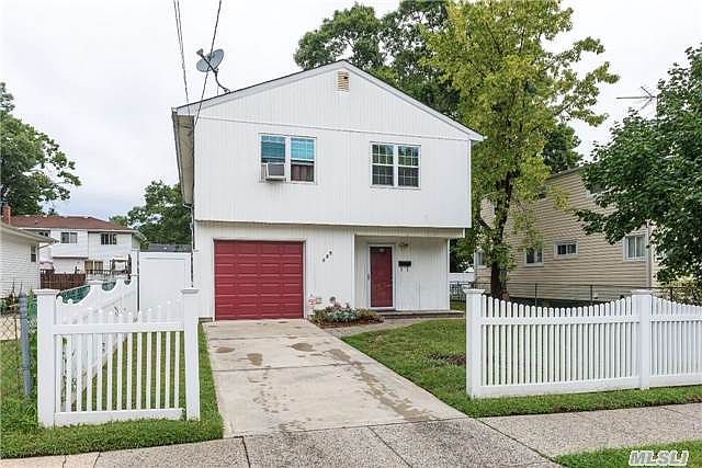 1st image of 135 Frederick Ave