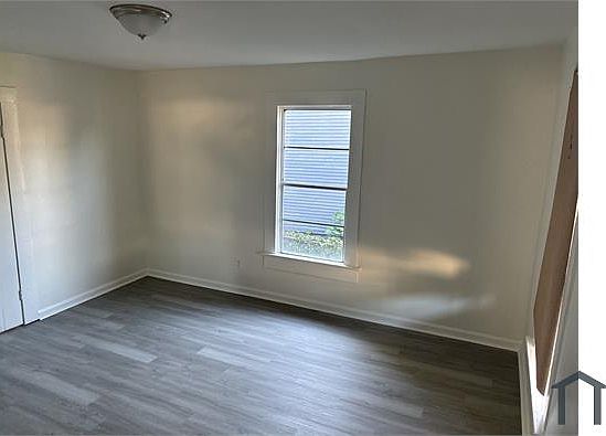 2nd image of 2429 College Ave SW
