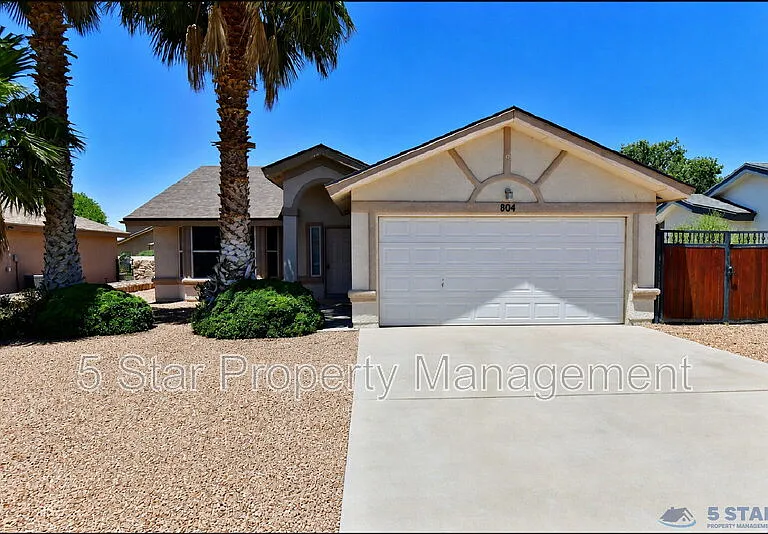 804 Margarita St — Photo 3