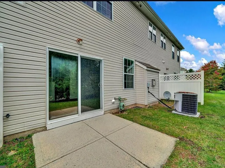 21 Blake Dr — Photo 20