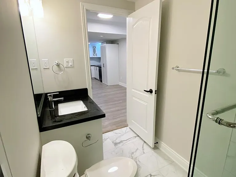 922 Silverthorn Mill Ave — Photo 11