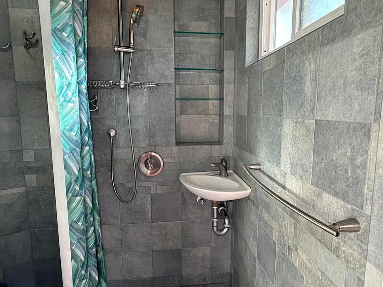 195 Fairmount Dr — Photo 9