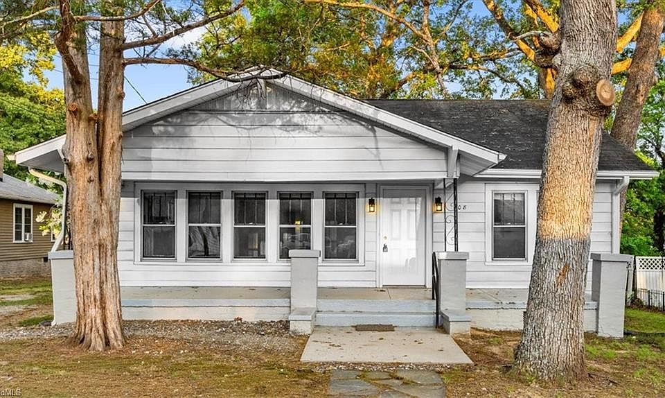 1st image of 408 Hodgin St