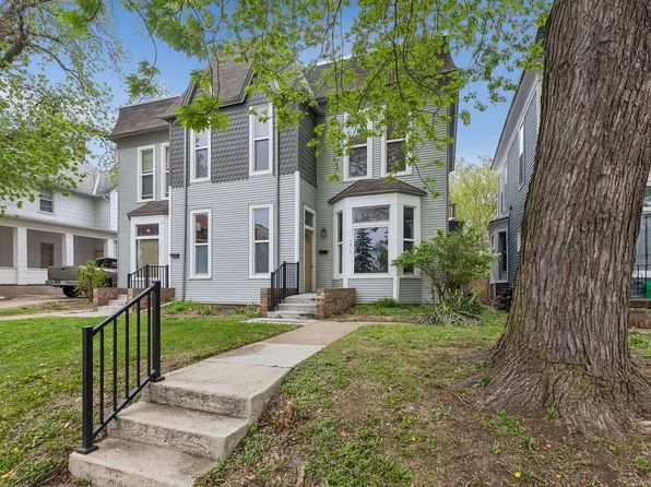 1315 S 32nd St, Omaha, NE 68105