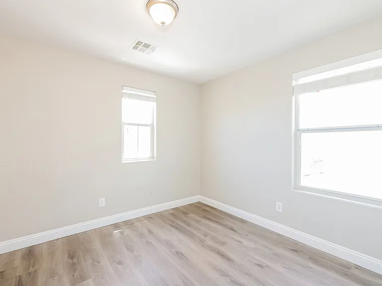 9256 Wild Stampede Ave — Photo 12