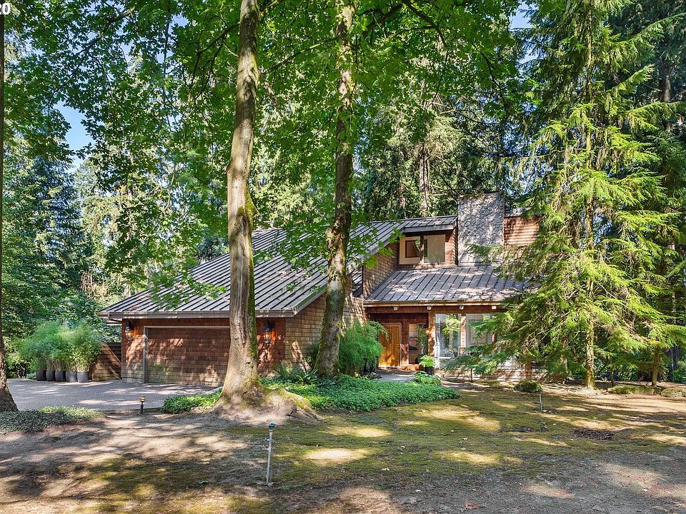 1st image of 3864 SE Madsen Ct