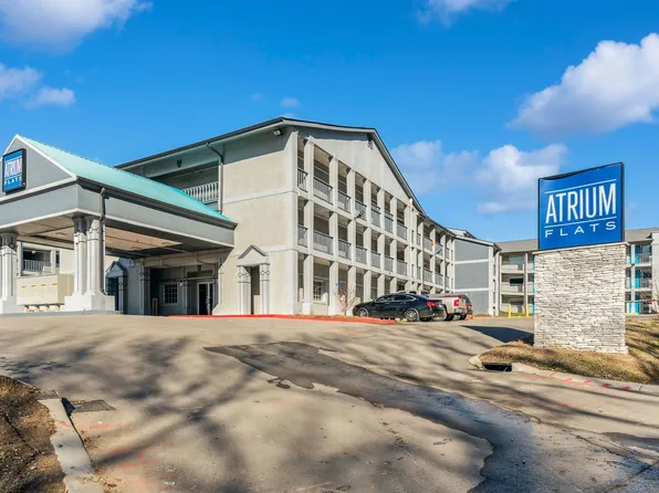 Atrium Flats