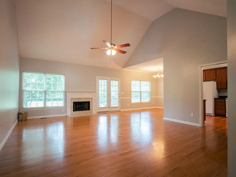 3119 Tristan Dr — Photo 3