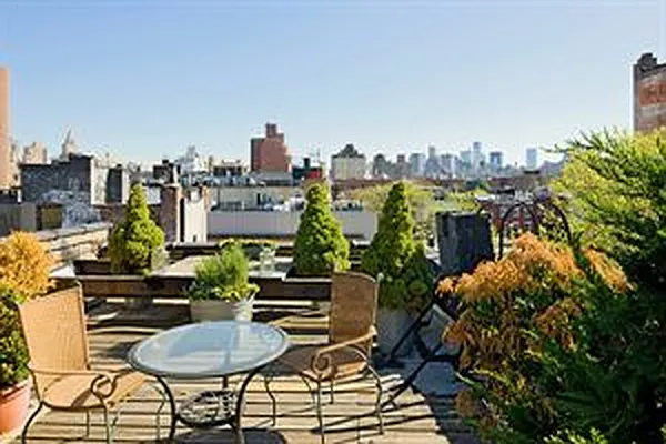 Sold by Douglas Elliman | media 14