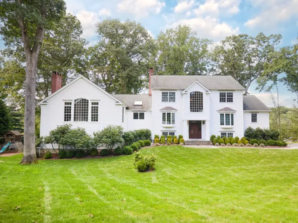 38 Berndale Dr, Westport, CT 06880