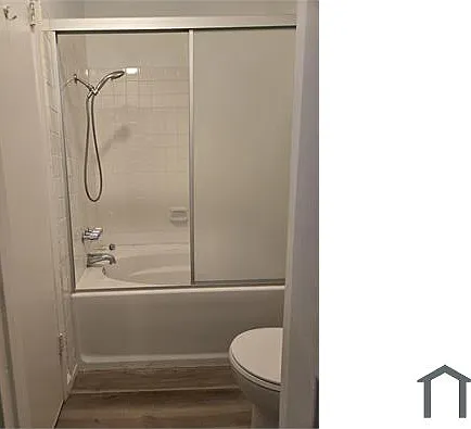 9047 Langdon Ave #15 — Photo 26
