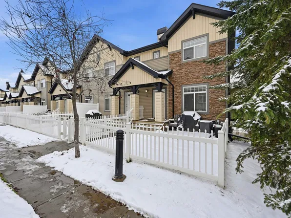 465 Hemingway Rd NW #58, Edmonton, AB T6M 0J7