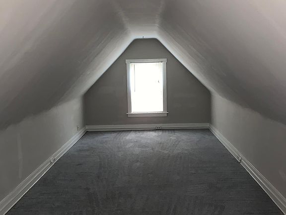 Third Floor Bedroom 2