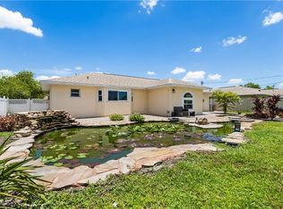 628 SE 9th Pl, Cape Coral, FL 33990