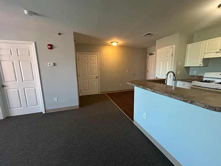40 Ferry St — Photo 10