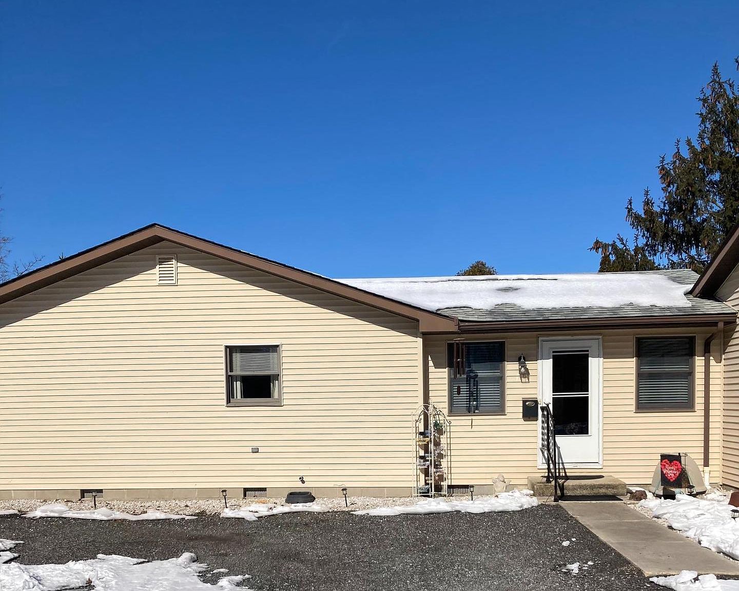 5663 Judith Rd, Clayton, DE 19938 | Zillow
