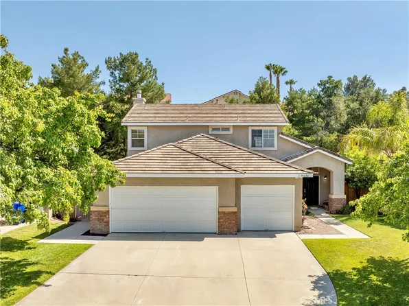 19604 Monarch Ridge Dr, Santa Clarita, CA 91351