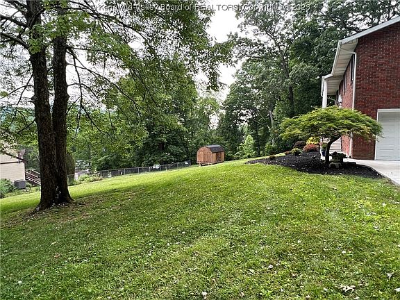 4th image of 125 Tiffany Ln