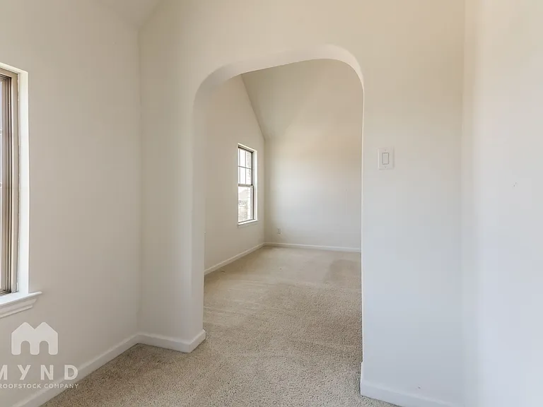 12108 Buffalo Hills Dr — Photo 24