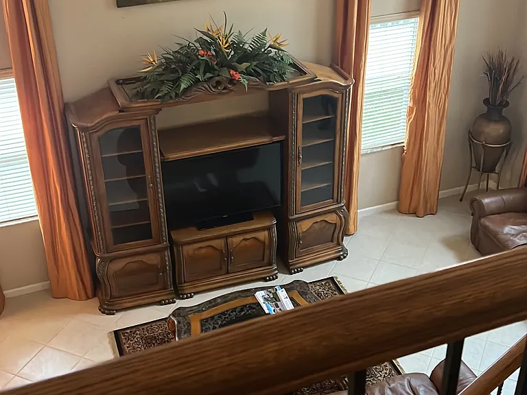 6914 Aliso Ave — Photo 3